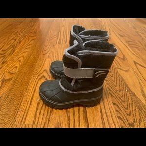 Black and Gray Cat & Jack Snow Boots Size 5/6